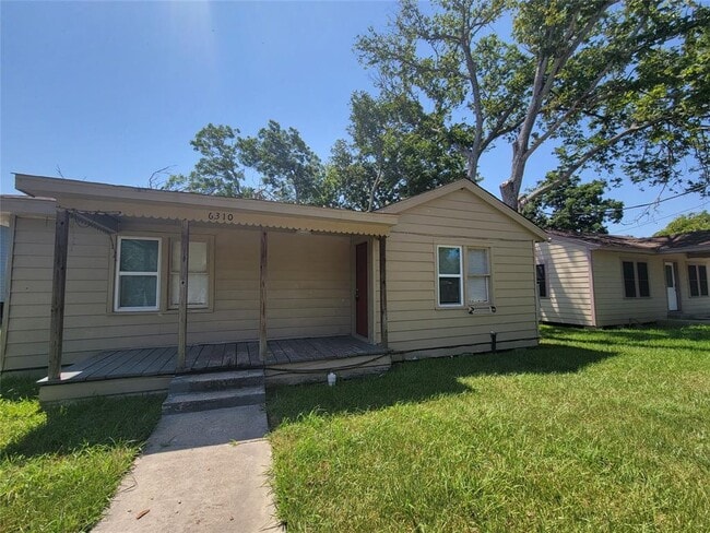 Photo - 6310 Amber Dr House