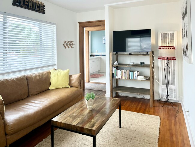 40 23rd Ave