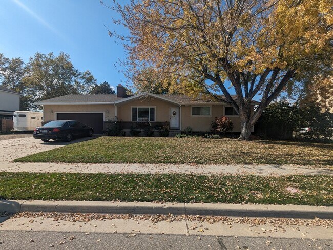Building Photo - 10730 S 455 E