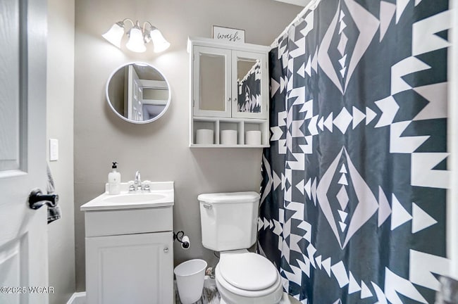 Building Photo - 111-15 75th Ave