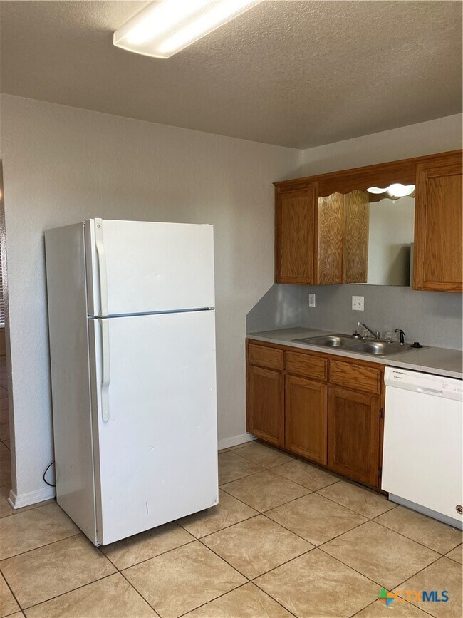 Photo - 1401 Windward Dr