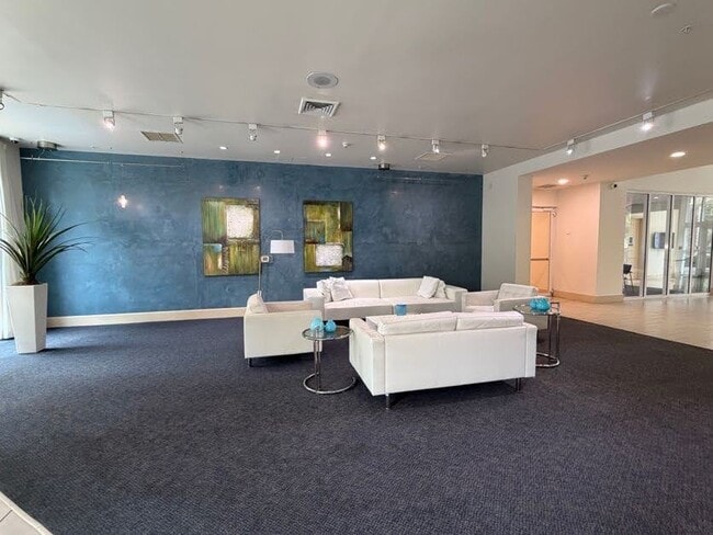 Photo - 2000 N Bayshore Dr Unit 126