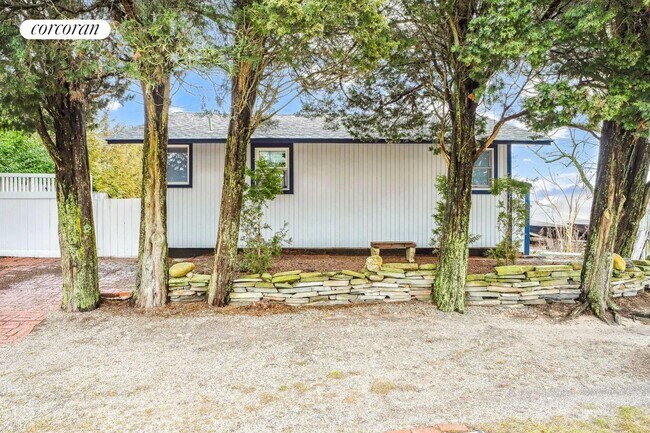 Photo - 1840 N Sea Rd