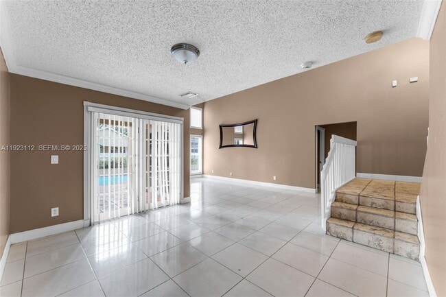 Photo - 15016 SW 139th Ave