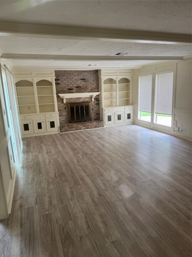 Photo - 20111 Yorkway Dr