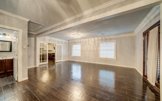 Photo - 3905 Billingsley St