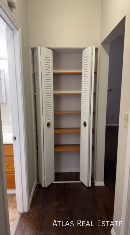 Photo - 6654 Maywood Ave Unit B