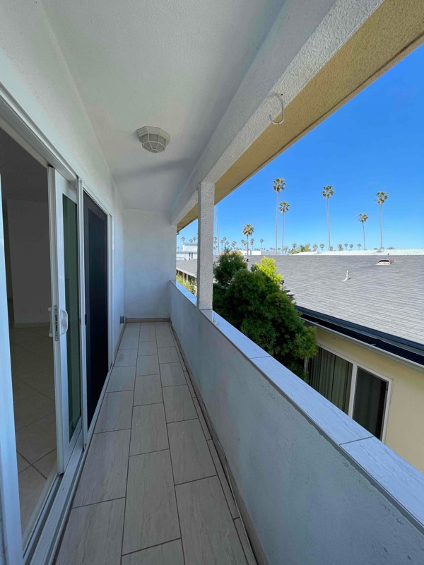 Photo - 933 6th St Unidad 9