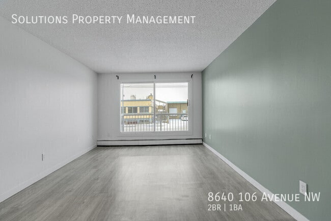 Building Photo - Beautifully Updated 1 and 2 Bedroom Apartments for Rent