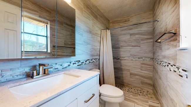 Photo - 383 Wesley Park Dr