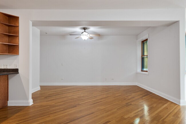 Photo - 7010 S Clyde Ave Unit 3N