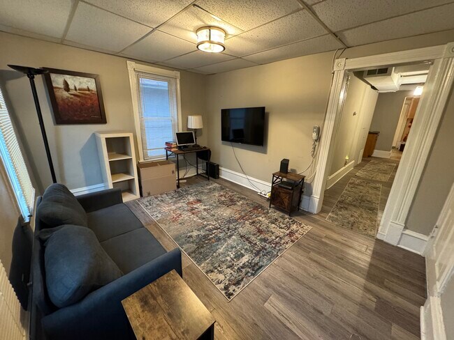 Photo - 344 16th Ave NE