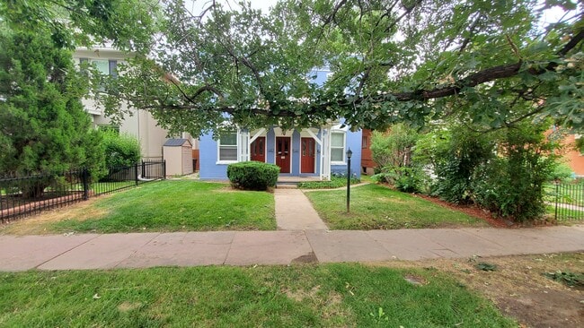Building Photo - 210 S Logan St Unit 2