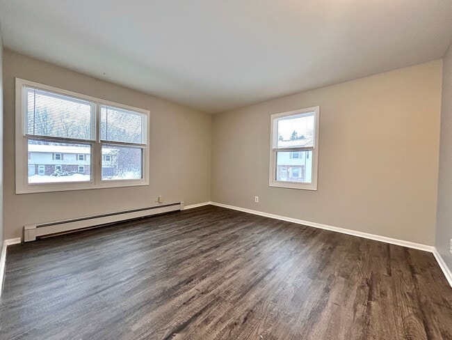 Photo - Two Bedroom Apartment in Walker - $400 Off Move-in by 2/15! Unit 965