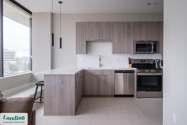 Photo - 600 19th St N Unidad 608