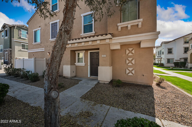 Photo - 923 W Aspen Way Townhome