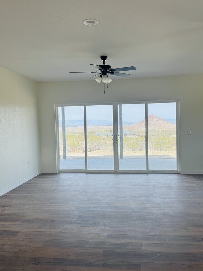 Photo - 10351 Crest Rd