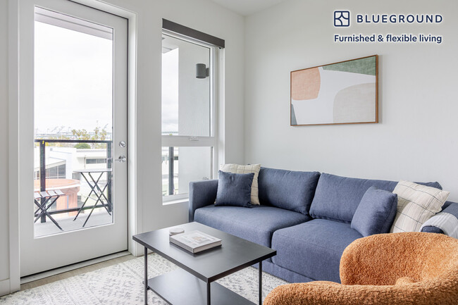 Building Photo - 511 S Harbor Blvd Rental