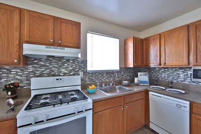 Photo - Westerlee Apartment Homes