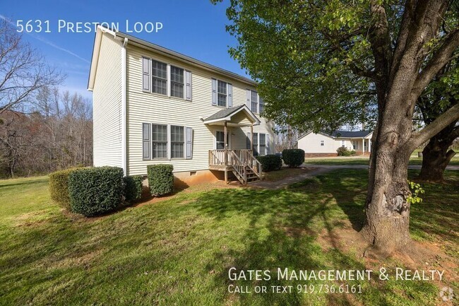 Building Photo - Roomy Home on Quiet Mebane Cul-de-Sac