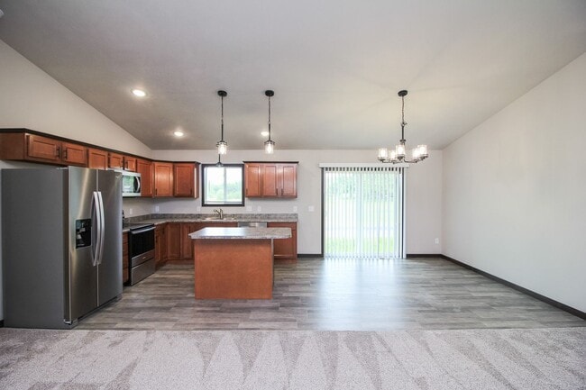 Photo - Beautiful 3 bedroom 2 bath unit at 620 Samantha St. in Tea, SD. Unidad 620-3 W Samantha St