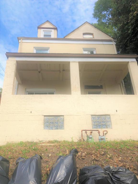 2319 South Braddock Ave - 2319 South Braddock Ave