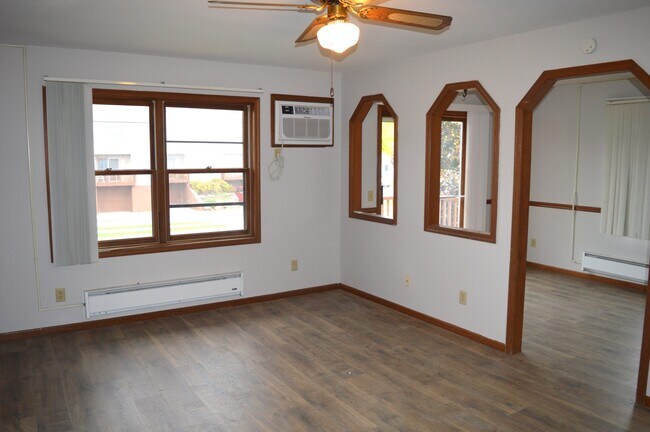 Photo - 1237 Sunfield St Unit 4