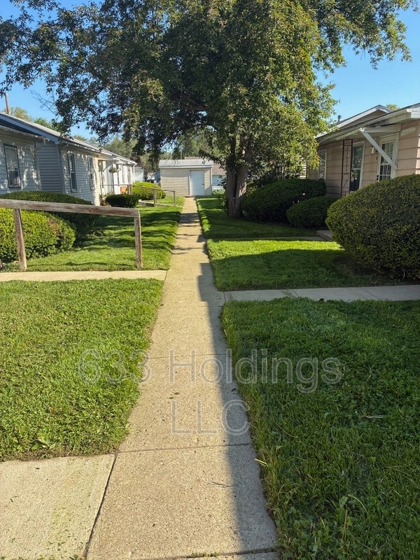 Photo - 139 Shadoway Dr