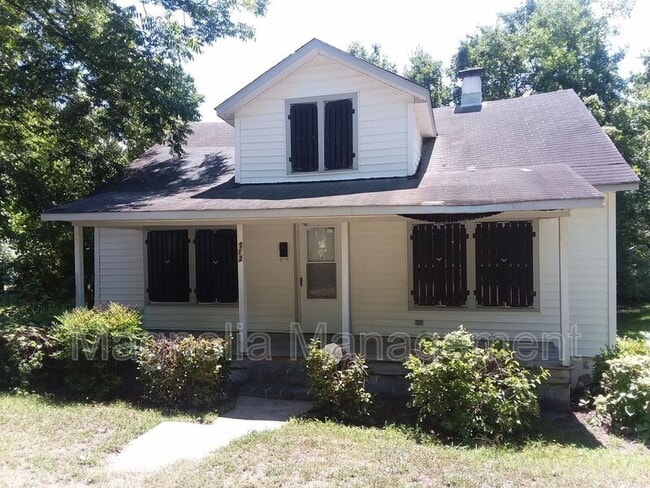 Building Photo - 712 Highland Ave Rental