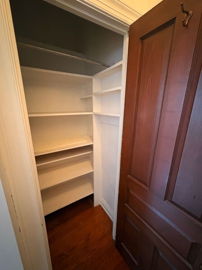 Photo - 1st Floor, 1-2 Bedroom Apartment with Yard in York City SD