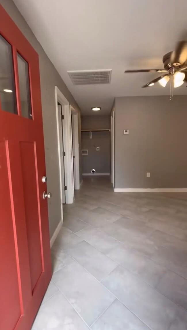 Photo - 204 Forrest Trail