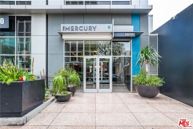 Building Photo - 3810 Wilshire Blvd Unit 808 Rental