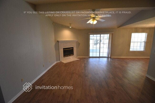 Photo - 11179 Barbizon Cir E
