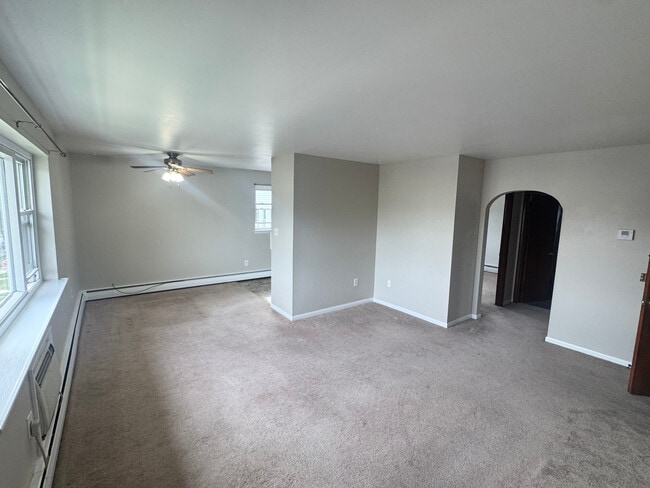Photo - 609 8th Ave