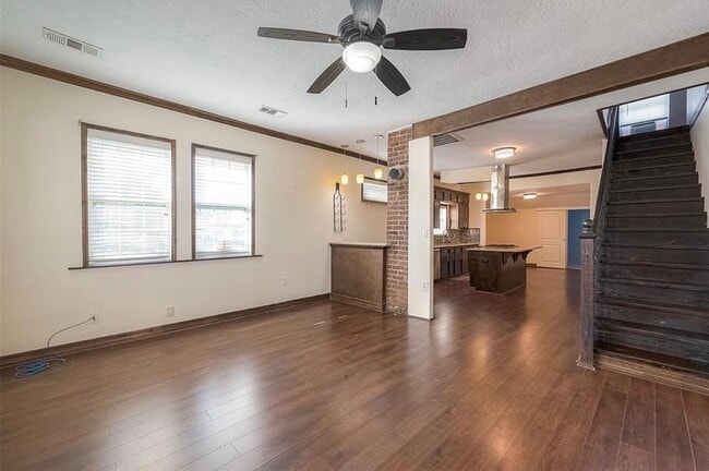 Photo - 511 Bishop St