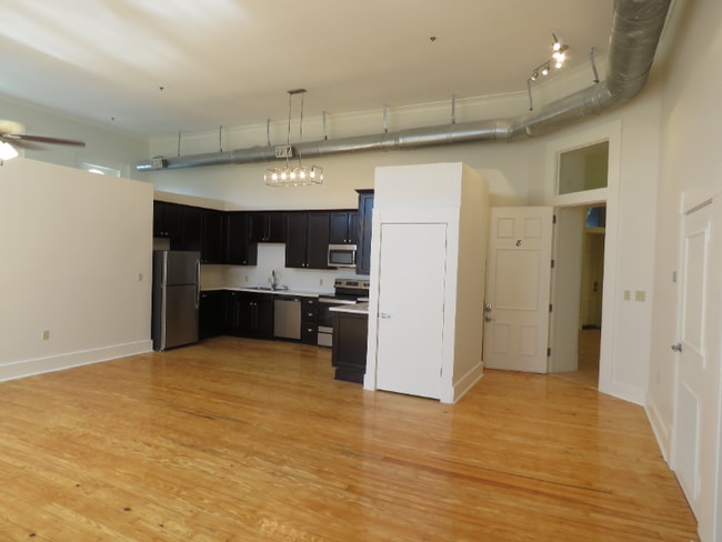 Photo - 715 Sherman St Unidad 8