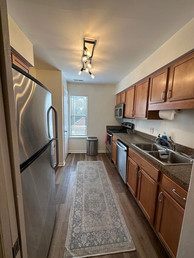 Photo - Beautiful Condo Block from the Bay!