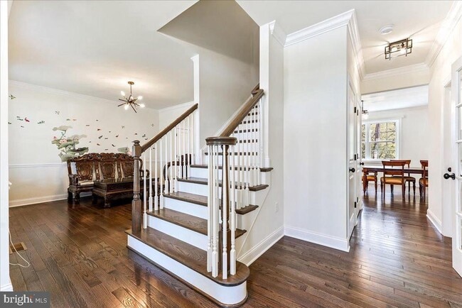 Photo - 321 Middletown Rd