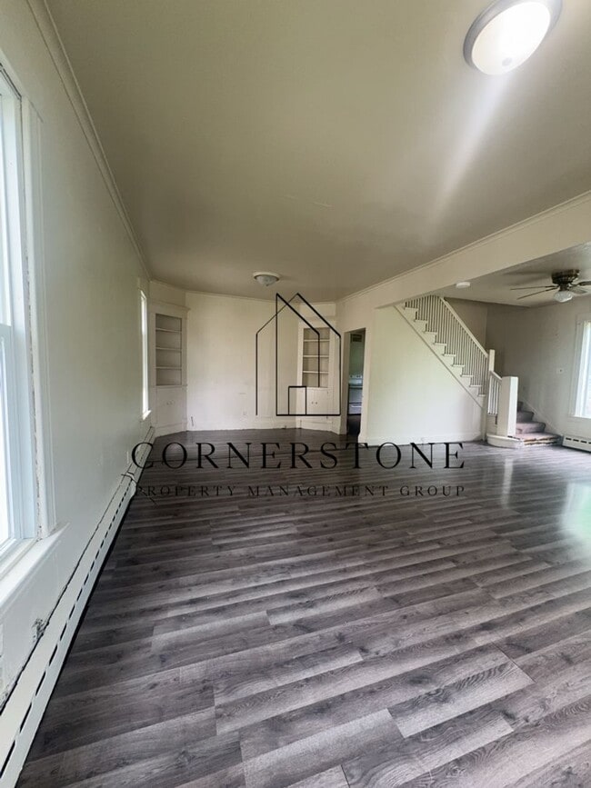 Photo - 1425 4th Ave N