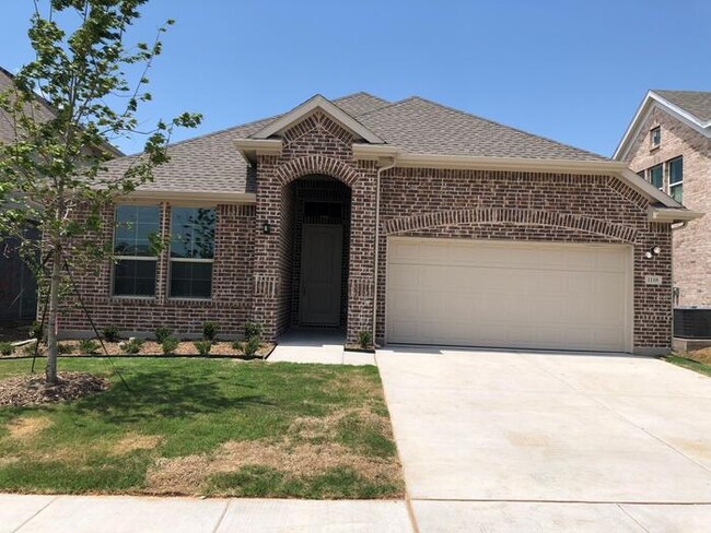 JUST LIKE NEW 4/3/2 IN JUSTIN AND NORTHWES... - JUST LIKE NEW 4/3/2 IN JUSTIN AND NORTHWES... House