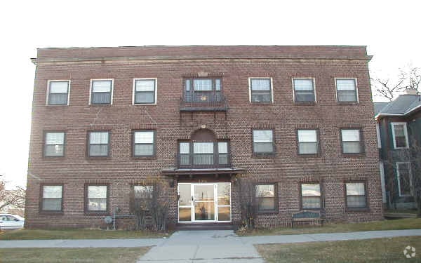 178 Summit Ave