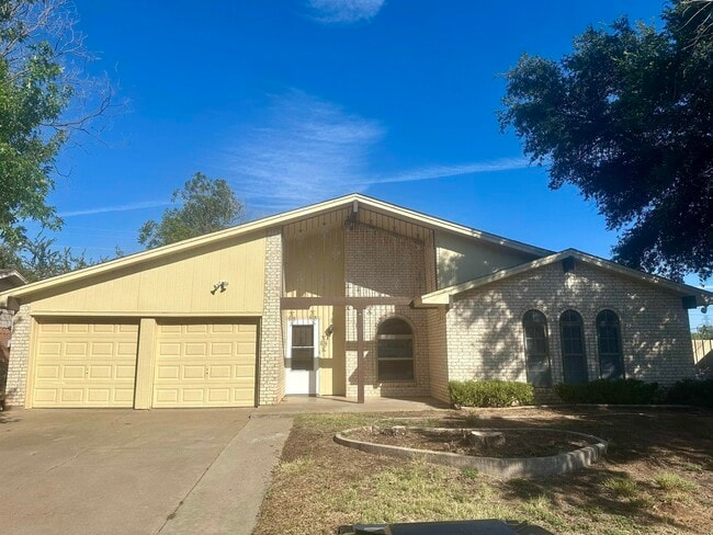 Building Photo - 4512 Misty Valley W Rental
