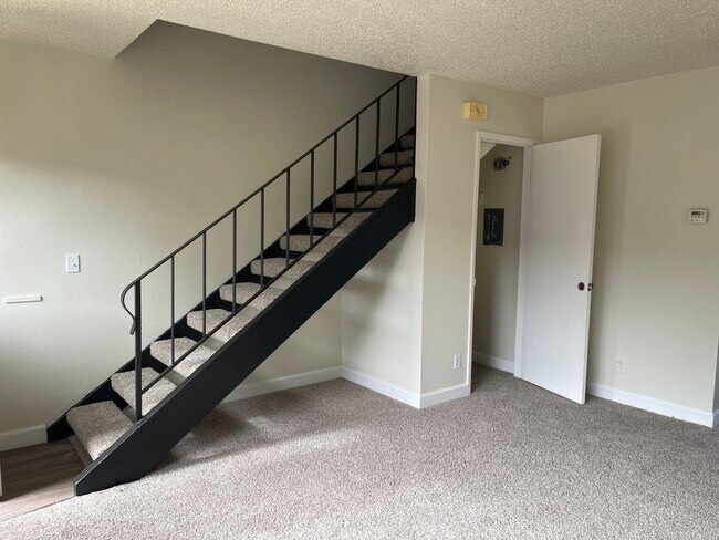 Photo - 1323 Edwards Ave Unit 1323 Edwards Ave - C