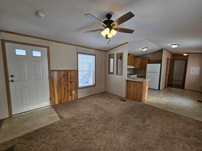 Photo - 6 Evergreen Ln