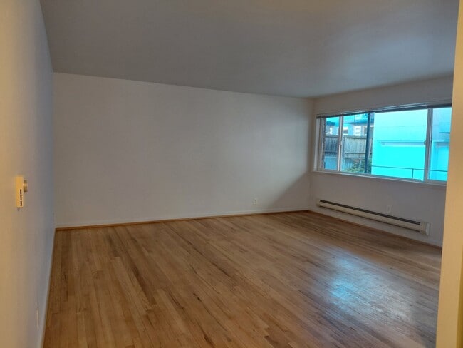2240 NW 58th St Unit 2