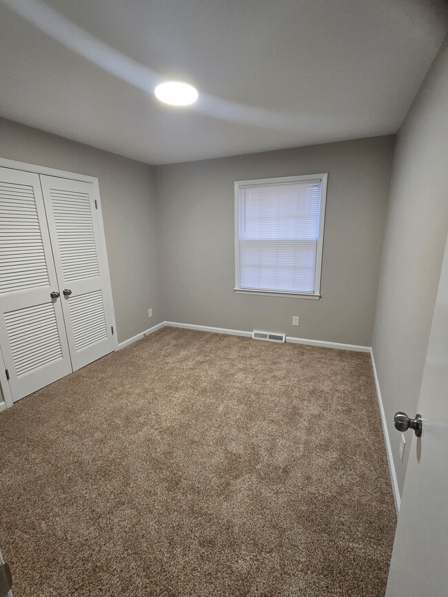 Photo - 2218 Lakeland Rd