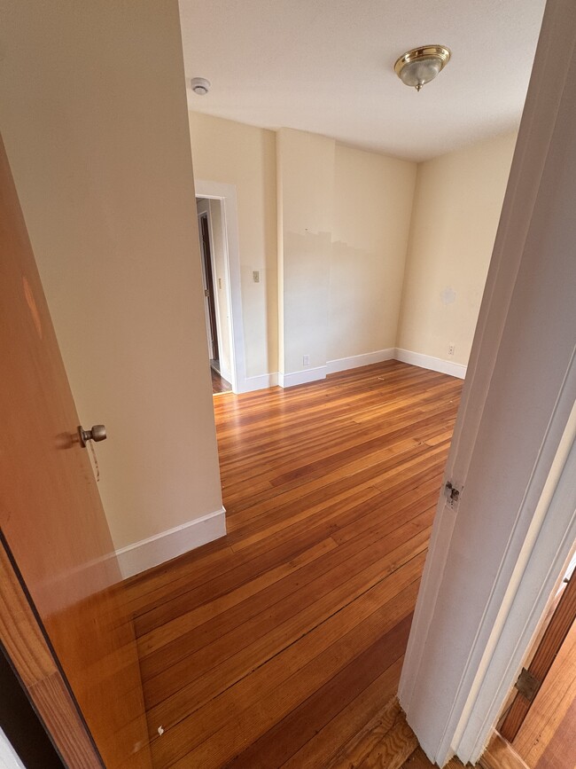 Bedroom 2 - 197 Sheridan Ave Unit Third Floor