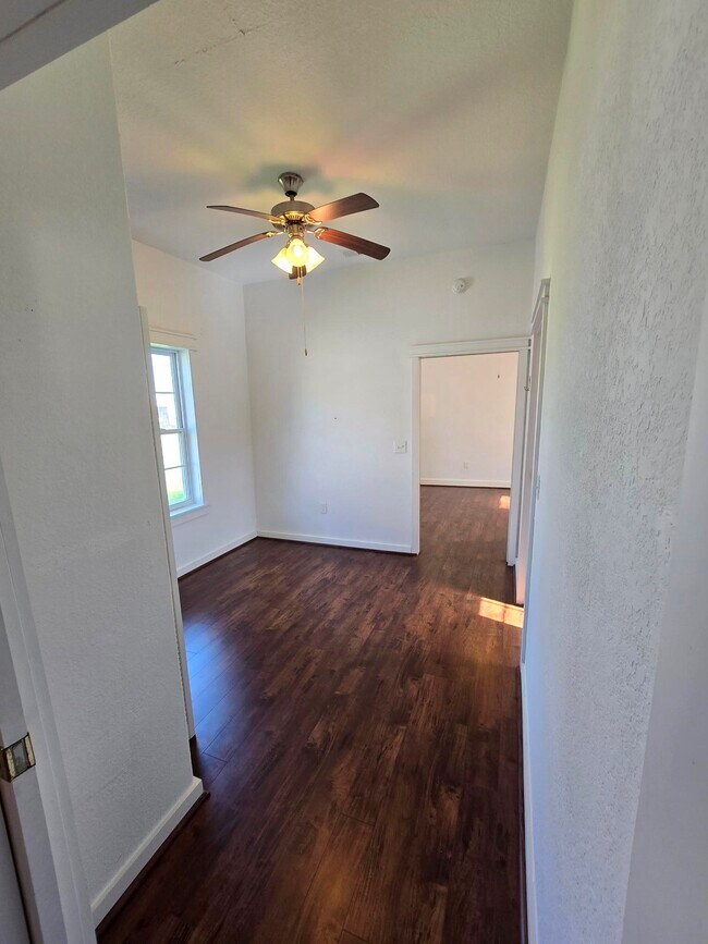 Photo - 4124 Avenue M 1/2