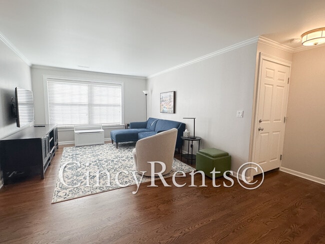 Photo - 3684 Ashworth Dr Unidad D