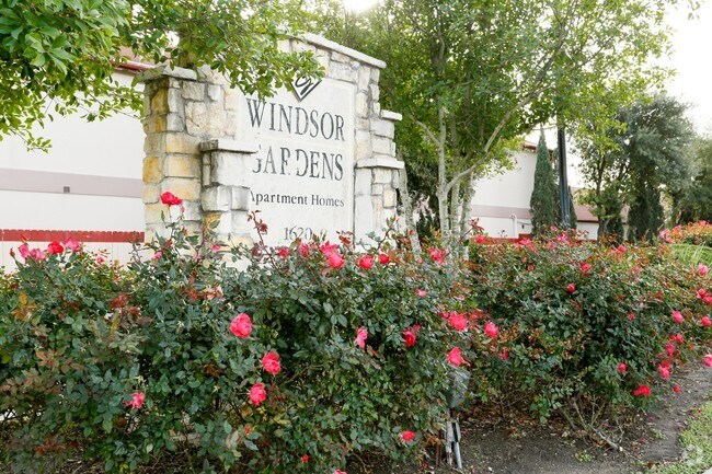 Windsor Gardens - Windsor Gardens